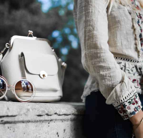 How to Identify High-Quality Fashion Accessories Before You Buy